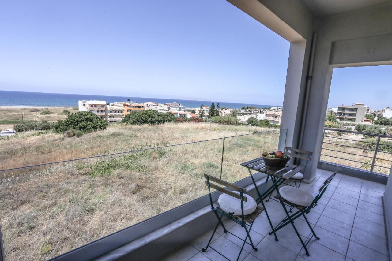 Aqua Mare Apartment Amoudara  ภายนอก รูปภาพ